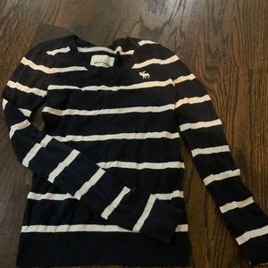 Abercrombie sweater